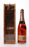 Booker's Batch 2014-01 25th Anniversary True Barrel Small Batch Straight Bourbon Whiskey thumbnail 2